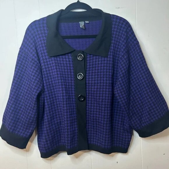 Jana, size Lg purple geometric plaid 3/4 wide sleeve button up collared cardigan - Picture 1 of 6